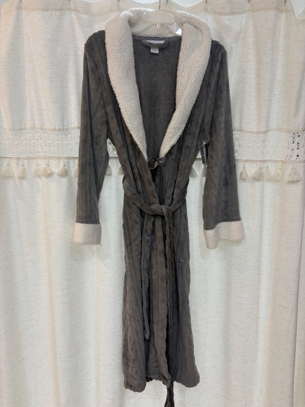 Liz Claiborne Plush Shawl Collar Robe in Gray with Cream Sherpa Trim
